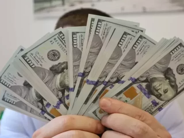 2026-cı ildə harada yeni iş axtarmaq olar: Hər BÜRC üçün pul məsləhətləri